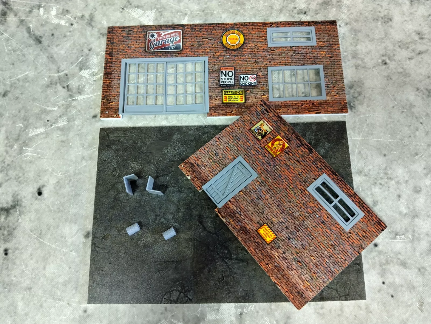 Дисплей за снимки на умалени автомобили – мащаб 1:43