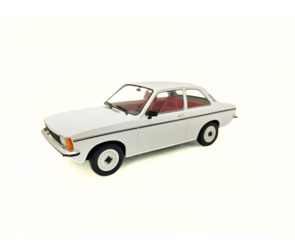 Triple9 Opel Kadett C2 1977 - модел на автомобил 1:18