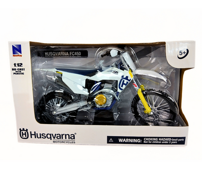 Мотоциклет NEWRAY Husqvarna FC450 – мащаб 1:12