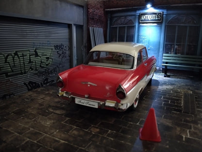 Антикварен магазин и гараж – диорама комплект Мащаб 1:18