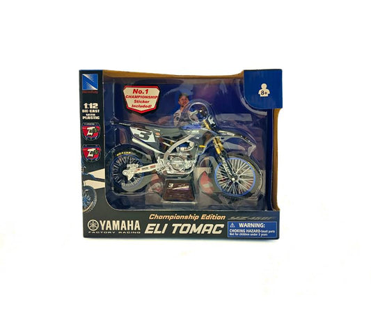 Мотоциклет NEWRAY Yamaha YZ450F Eli Tomac – мащаб 1:12 с шампионски стикер