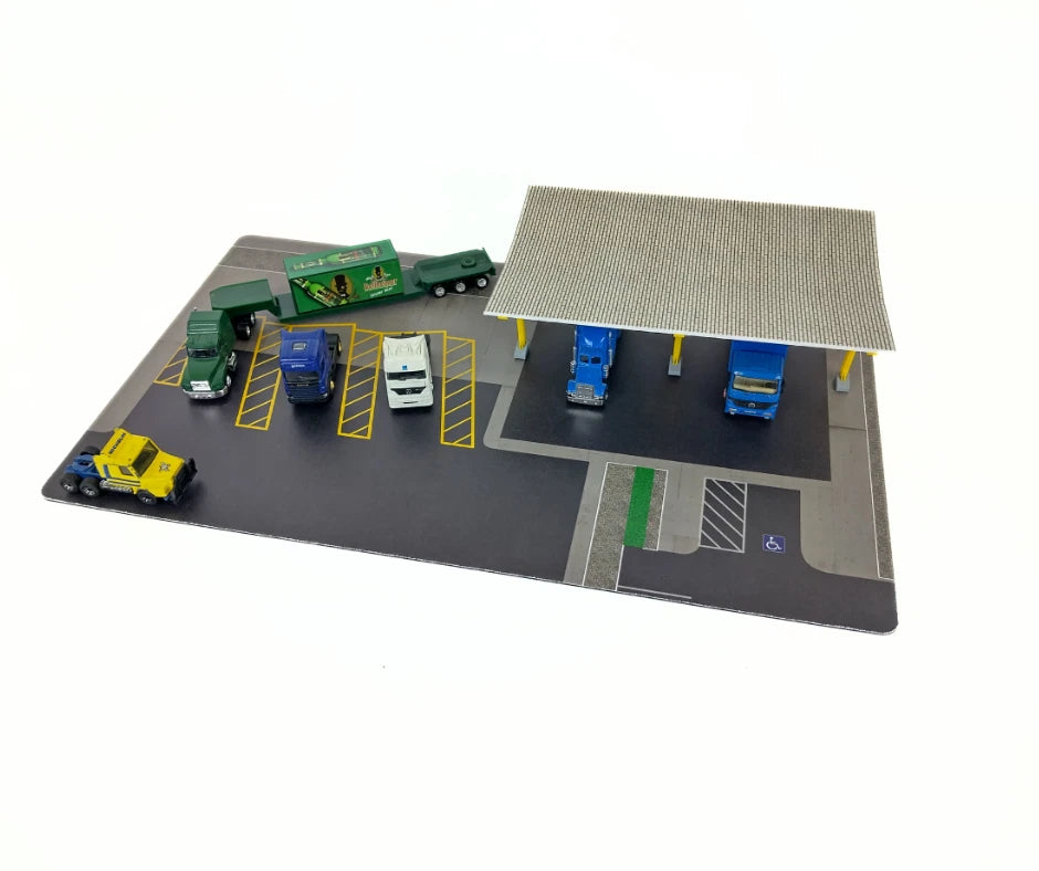 Диорама паркинг за камиони HO мащаб 1:87 – автогара за модели