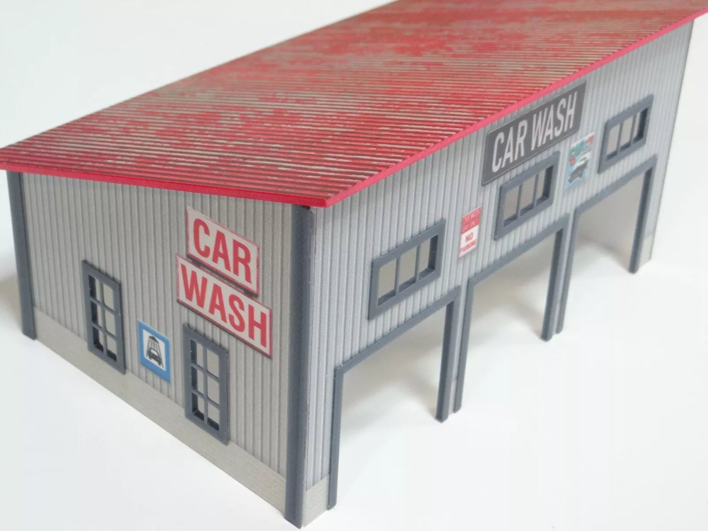 Диорама "Автомивка"за умалени модели – мащаб 1:60–1:64