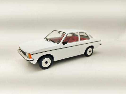 Triple9 Opel Kadett C2 1977 модел 1:18